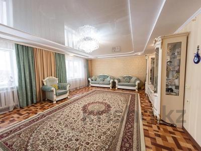Отдельный дом • 6 комнат • 190 м² • 10 сот., Амир Темир 10 за 45 млн 〒 в Караоткеле
