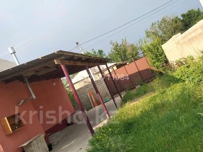 Отдельный дом · 4 комнаты · 80 м², Карабастау ул Баикол 28 — 99 школа за 60 000 ₸ в Шымкенте, Енбекшинский р-н