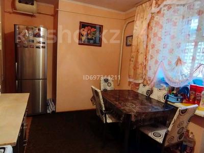 Отдельный дом · 3 комнаты · 65 м² · 7 сот., ул. Лукманова 132/2 за 18 млн 〒 в Таразе