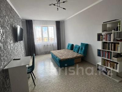Продажа квартир в Северо-Казахстанской обл.: 2-комнатная квартира · 59.6 м² · 14/17 этаж, горького за 27 млн 〒 2-комнатная квартира · 59.6 м² · 14/17 этаж, горького за 27 млн 〒 в Петропавловске