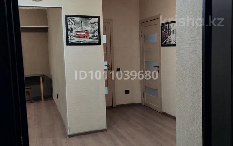 3-комнатная квартира · 90 м² · 8/9 этаж, Кунаева 62 за 63 млн ₸ в Алматы — фото 2