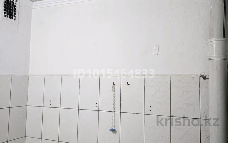 1-комнатная квартира · 20 м² · 1 этаж, Калдаякова 12 — 45 школа за 130 000 ₸ в Шымкенте, Абайский р-н — фото 2
