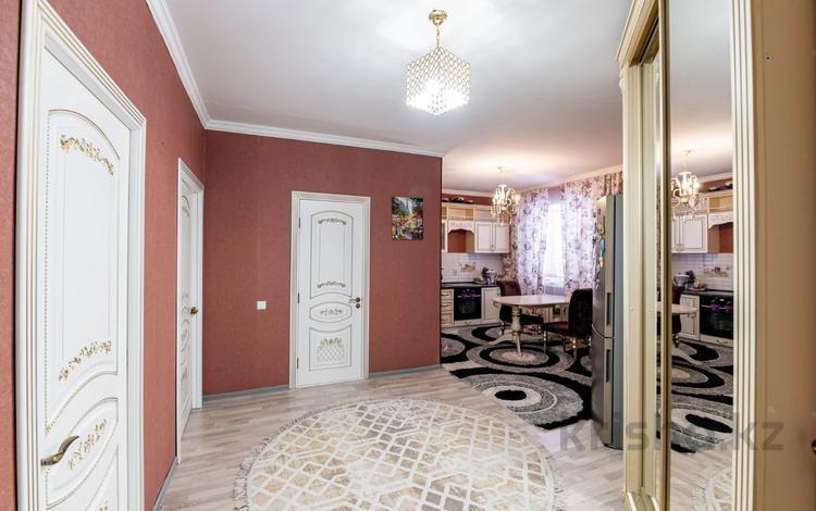 2-комнатная квартира, 62.2 м², 1/9 этаж, Алихана Бокейханова 17 за 27.5 млн 〒 в Астане, Есильский р-н — фото 2