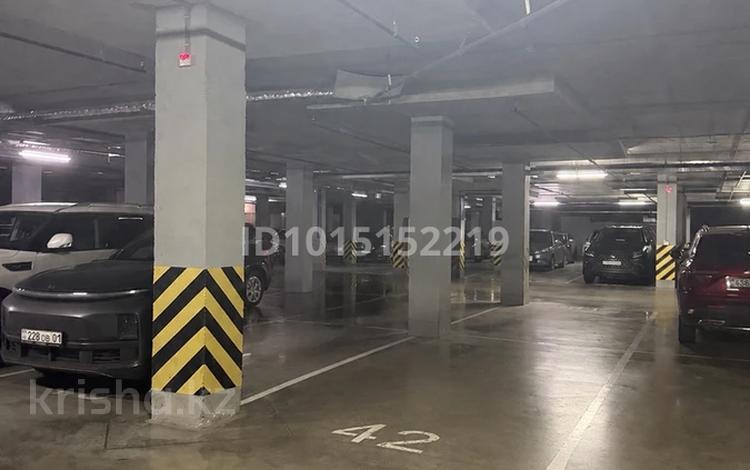 Паркинг · Е-899 1/1 за 12 млн ₸ в Астане, Есильский р-н — фото 2