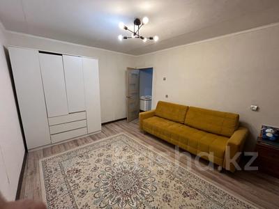2-бөлмелі пәтер · 41.2 м² · 1/5 қабат, 12 ш/а., бағасы: 12 млн ₸ в Актобе, мкр 12