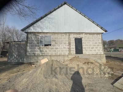 Отдельный дом · 6 комнат · 105 м² · 8 сот., Алтыуй, 5мкр Момышулы 2 — 5 микрорайон за 22 млн 〒 в Жаркенте