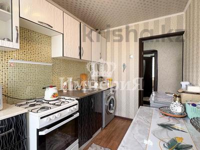 Продажа квартир в Жетысу обл.: 2-комнатная квартира · 52 м² · 5/5 этаж, Мкр Самал за 15.5 млн 〒 2-комнатная квартира · 52 м² · 5/5 этаж, Мкр Самал за 15.5 млн 〒 в Талдыкоргане, мкр Самал