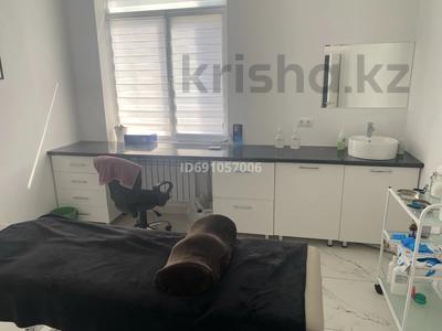 Медорталықтар мен дәріханалар · 20 м², бағасы: 120 000 ₸ в Актау, 17-й мкр
