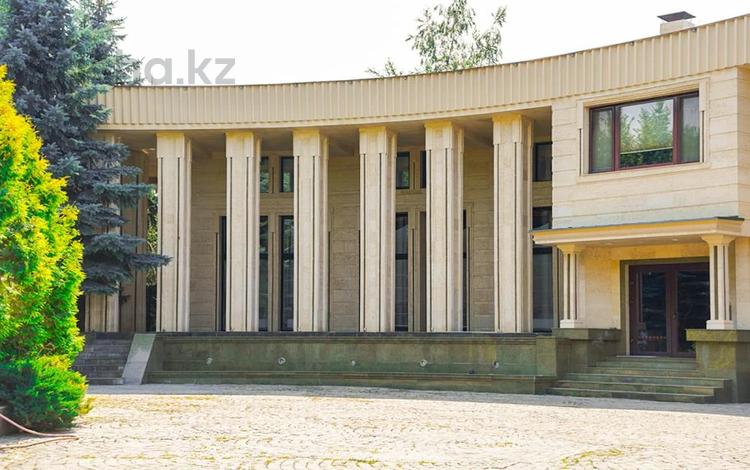 Еркін, кеңселер · 1300 м², бағасы: 2.3 млрд ₸ в Алматы, Медеуский р-н — фото 20