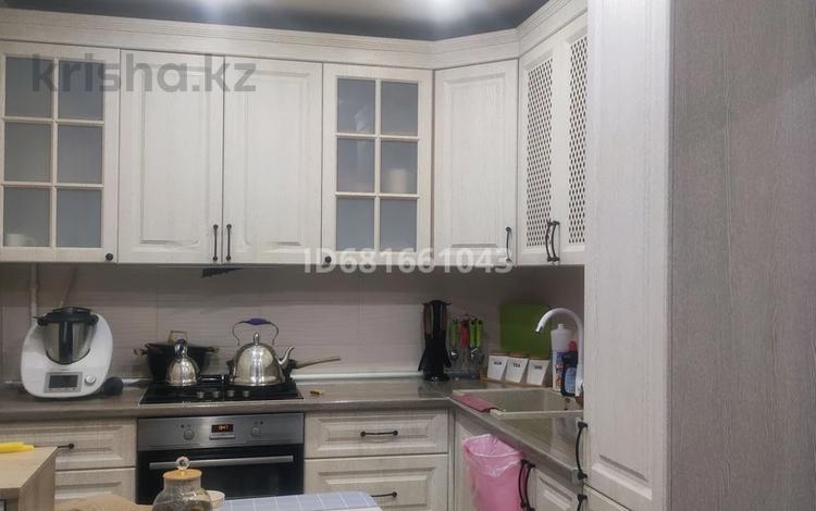 2-бөлмелі пәтер · 50 м² · 8/9 қабат, 11-й мкр — Ресторан Жасдаурен, бағасы: ~ 12.1 млн ₸ в Актау — фото 2