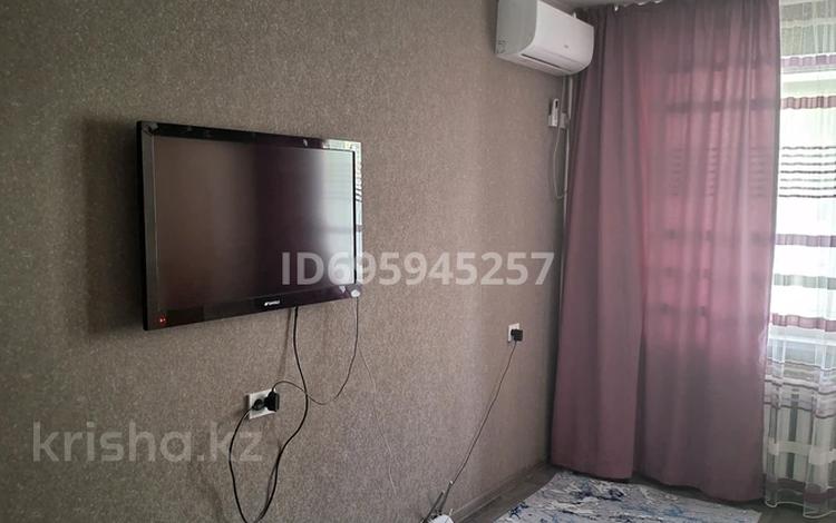 1-комнатная квартира · 40 м² · 2/5 этаж, 3 микрорайон 23 — В центре. Не далеко от аквапарка за 18 000 ₸ в Конаеве — фото 11