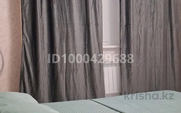 1-бөлмелі пәтер · 64 м² · 1/6 қабат, Нұрсая ш/а. 1 — Супермаркет Самал, бағасы: 10 000 ₸ в Атырау, мкр Нурсая — фото 85