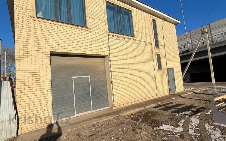 Магазины и бутики, образование, развлечения · 406.9 м² за 65 млн ₸ в Актобе — фото 7