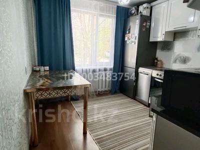 4-комнатная квартира · 83.9 м² · 1/6 этаж, Утепова 30 за 35 млн 〒 в Усть-Каменогорске