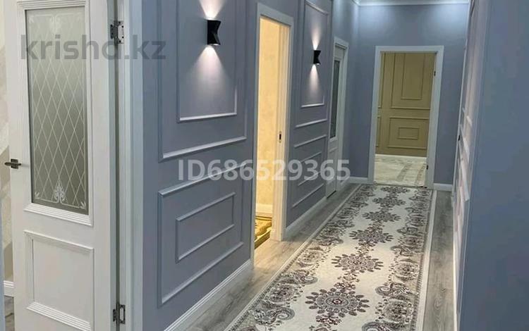 3-комнатная квартира · 90 м², 31Б мкр 8 за 33 млн ₸ в Актау — фото 2