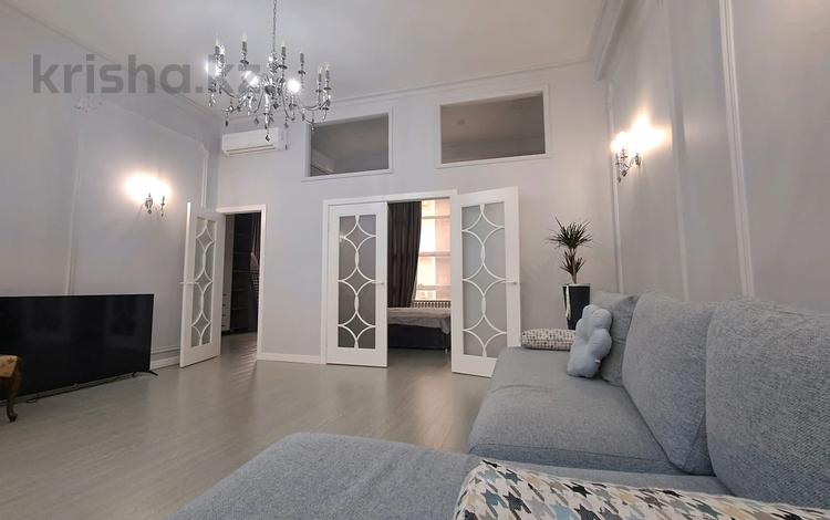 3-комнатная квартира · 90 м² · 3/7 этаж, мкр Горный Гигант, Жамакаева 254/2 за 600 000 ₸ в Алматы, Медеуский р-н — фото 4