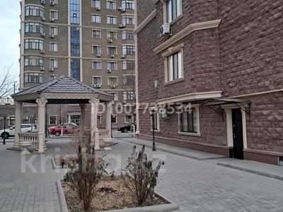 2-комнатная квартира · 80 м² · 2/9 этаж, мкр Центральный, Валиханова 13 за 46 млн 〒 в Атырау