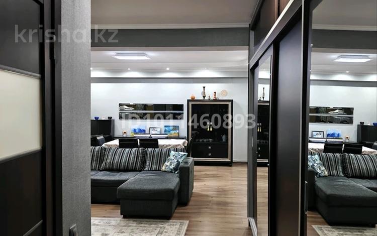 2-бөлмелі пәтер · 90 м² · 3/5 қабат, Думан-2 ш/а. 15, бағасы: 57 млн ₸ в Алматы, Медеуский р-н — фото 2