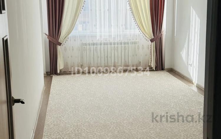 3-бөлмелі пәтер · 75 м² · 8/9 қабат, мкр Береке 36, бағасы: 24 млн ₸ в Атырау — фото 24