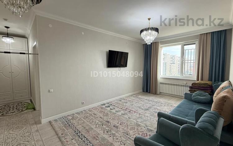 2-комнатная квартира · 62.6 м² · 9/9 этаж, Абикен Бектуров 3 за 400 000 ₸ в Астане, Есильский р-н — фото 2