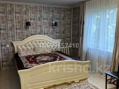 1-комнатная квартира, 32 м², 3/5 этаж, мкр №6 30 — саина-шаляпина за 23 млн 〒 в Алматы, Ауэзовский р-н