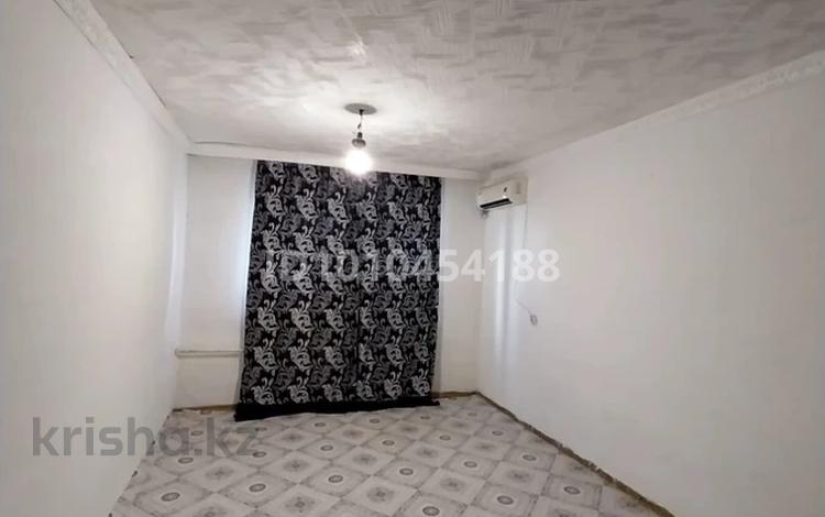 1-бөлмелі пәтер · 18 м² · 5/5 қабат, Кунаева 202, бағасы: 3 млн 〒 в Актобе, мкр. Курмыш — фото 2