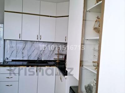 3-бөлмелі пәтер · 90 м² · 2/5 қабат, Тауелсиздик — Цон, Евразия, Муз айдын, Школа Зерде ., бағасы: 48 млн ₸ в 