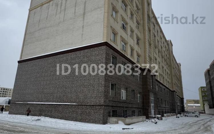 2-комнатная квартира · 63.3 м² · 3/7 этаж, 32В мкр 86 за 15 млн ₸ в Актау — фото 2