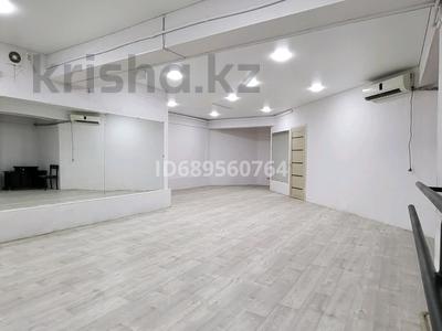 Свободное назначение · 170 м² за 450 000 ₸ в Актау, 12-й мкр
