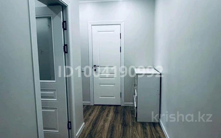 1-бөлмелі пәтер · 47 м² · 1 қабат, мкр Шымсити, Аблайхан 25/23, бағасы: 200 000 ₸ в Шымкенте, Абайский р-н — фото 2