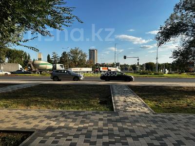 Еркін, кеңселер, дүкендер мен бутиктер, қоймалар, қоғамдық тамақтану орны, сұлулық салондары, фитнес және спорт, медорталықтар мен дәріханалар, білім орталықтары, ойын-сауық, кабинеттер және жұмыс орындары, студиялар · 60.9 м², бағасы: 500 000 ₸ в Астане, р-н Байконур