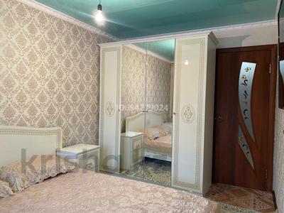 3-комнатная квартира, 64 м², 2/10 этаж, Камзина — дачный за 24 млн 〒 в Павлодаре