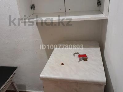 1-комнатная квартира · 12 м² · 1/1 этаж, мкр Курылысшы, Жанаарка — За торговым домом Алатау по Рыскулова за 150 000 ₸ в Алматы, Алатауский р-н