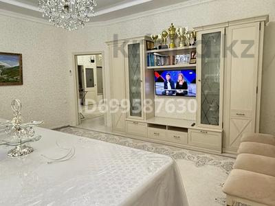4-бөлмелі пәтер · 119 м² · 4/9 қабат, 31-й мкр 11 — Сары базар, Жайык базар, Хазар плаза, бағасы: 38 млн ₸ в Актау