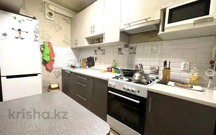 2-комнатная квартира · 43.2 м² · 3/3 этаж, проспект Суюнбая — Хабарласыңыздар за 25 млн ₸ в Алматы, Турксибский р-н — фото 2
