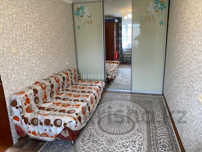 2-бөлмелі пәтер · 44 м² · 4/5 қабат, Момышулы 22, бағасы: 8 млн ₸ в Темиртау
