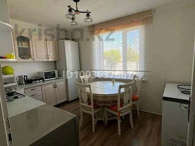 Отдельный дом · 4 комнаты · 100 м² · 10 сот., Абая 126 — Седьмой школы за 28.5 млн 〒 в Щучинске