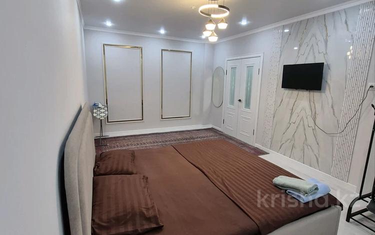 1-комнатная квартира · 56 м² · 2/16 этаж, Сырым батыр — Тулеметова за 16 000 ₸ в Шымкенте, Абайский р-н — фото 2