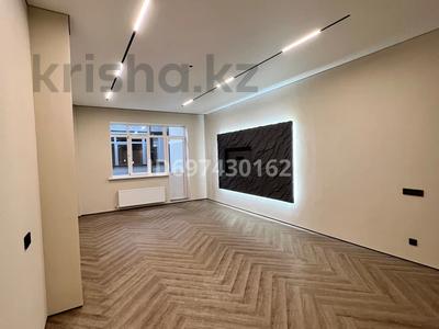 3-комнатная квартира, 100 м², 11/11 этаж, МәңгілікЕл 21 за 49 млн 〒 в Астане, Есильский р-н