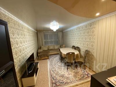 4-комнатная квартира · 81.4 м² · 1/12 этаж, Набережная 7 — Лицей №8, Набережная, Церковь, Halyk Bank, Версаль, Дом Оптики за 33.7 млн 〒 в Павлодаре