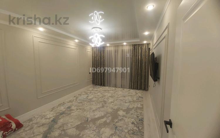 2-комнатная квартира · 74.2 м² · 6/13 этаж, мкр Тастак-2, Жарокова — Жарокова за 400 000 ₸ в Алматы, Алмалинский р-н — фото 13