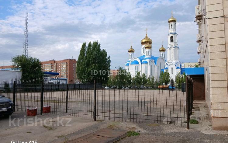 Паркинг · 3400 м² · Куйши Дина 29/1а — Находимся возле церковь за 1.7 млн ₸ в Астане, Алматы р-н — фото 2
