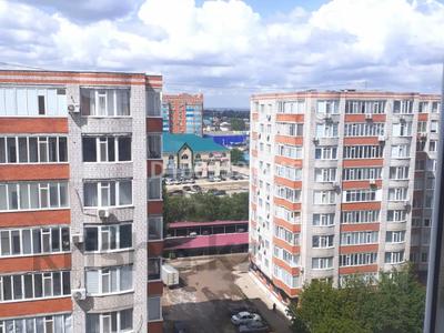 2-комнатная квартира · 80 м² · 10/10 этаж, Пр-т Алии Молдагуловой (Алтын Орда) — Пересечение пр-т А.Молдагуловой и Тәуелсіздік за 18.5 млн ₸ в Актобе