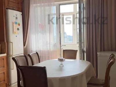 4-комнатная квартира · 149 м² · 12/18 этаж, Габдуллина за 62 млн ₸ в Астане, р-н Байконур