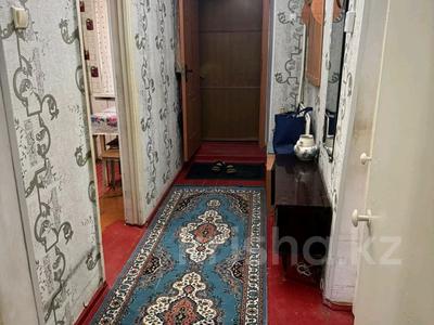 2-комнатная квартира · 40 м² · 2/5 этаж, 6 микрорайон — С мебелью на длинный срок за 100 000 〒 в Таразе