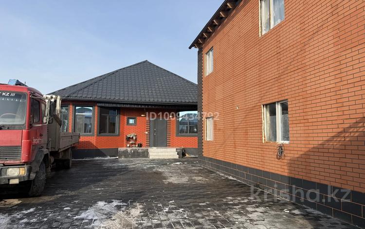 Отдельный дом · 4 комнаты · 156 м² · 6 сот., мкр Дархан 30 за 105 млн 〒 в Алматы, Алатауский р-н — фото 2