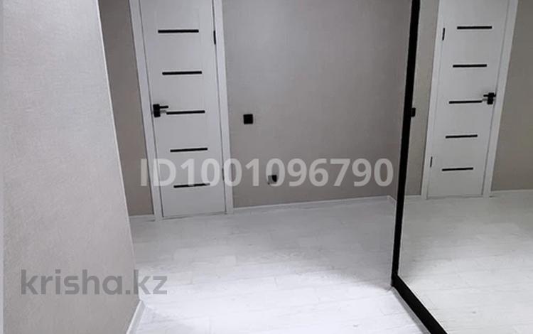 1-комнатная квартира · 42 м² · 9/10 этаж, Майкудук, Белинского за 150 000 ₸ в Караганде, Алихана Бокейханова р-н — фото 24