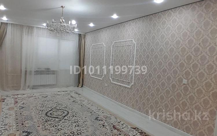 3-комнатная квартира · 98.1 м² · 1/16 этаж, мкр. Алмагуль, 23 23 за 32 млн ₸ в Атырау — фото 2