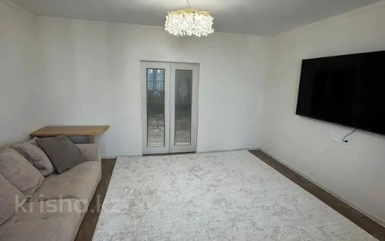 3-бөлмелі пәтер · 68 м² · 5/9 қабат, Самал-2 ш/а., бағасы: 69 млн ₸ в Алматы, Медеуский р-н — фото 2