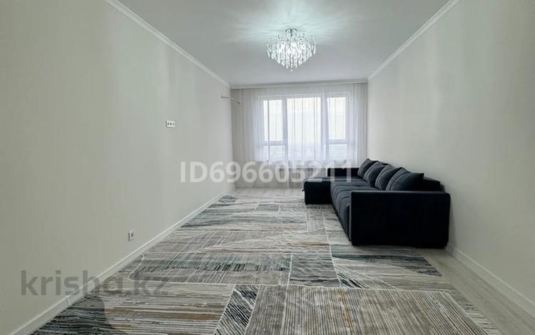 3-комнатная квартира, 110 м², 14/21 этаж помесячно, Розыбакиева 323